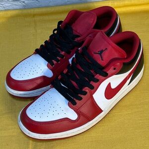 Nike Air Jordan 1 Low Reverse Black Toe Sneakers Men’s Size 9